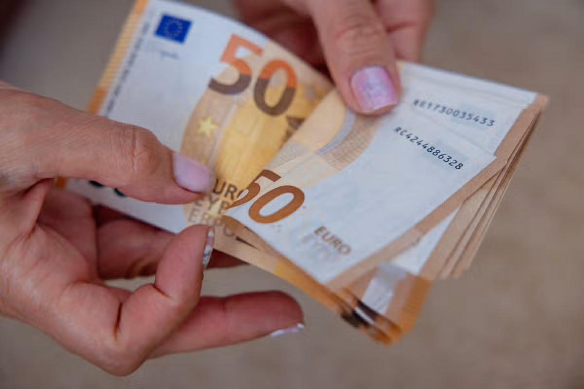 Euro notes