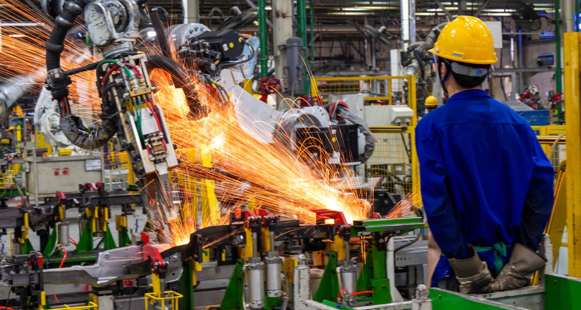 China's factory activity shrinks for second straight month