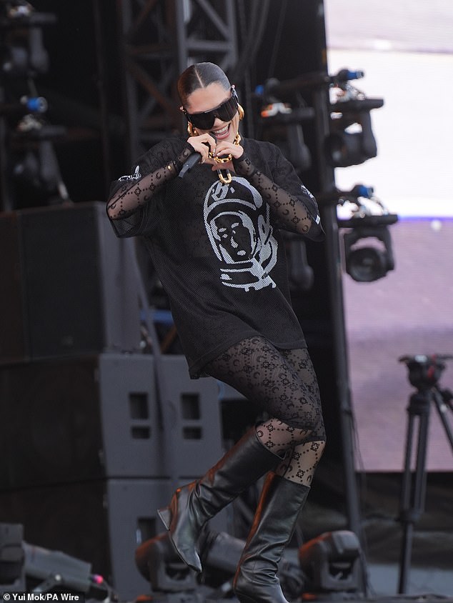 The singer, 38, looked full of energy and showed no signs of her recent heartbreak as she took to the stage at Preston Park
