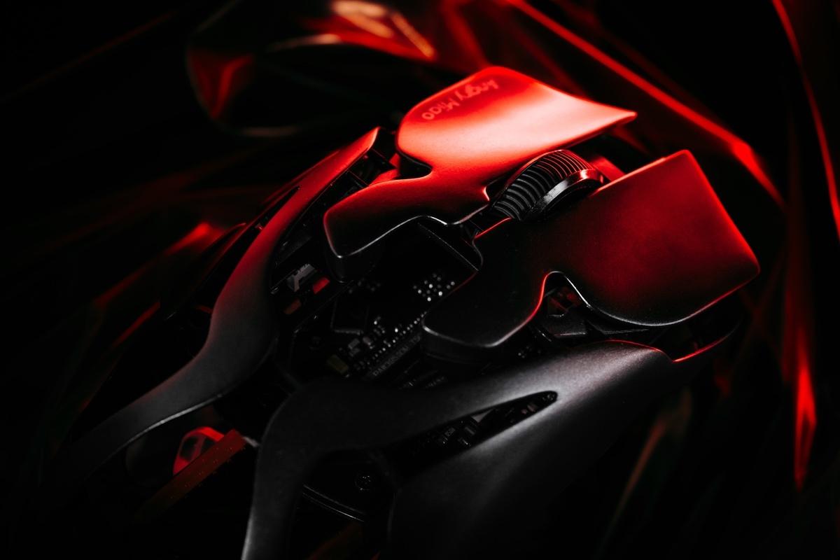 Angry Miao’s New Magnesium Mouse Has Hot-Swappable Batteries