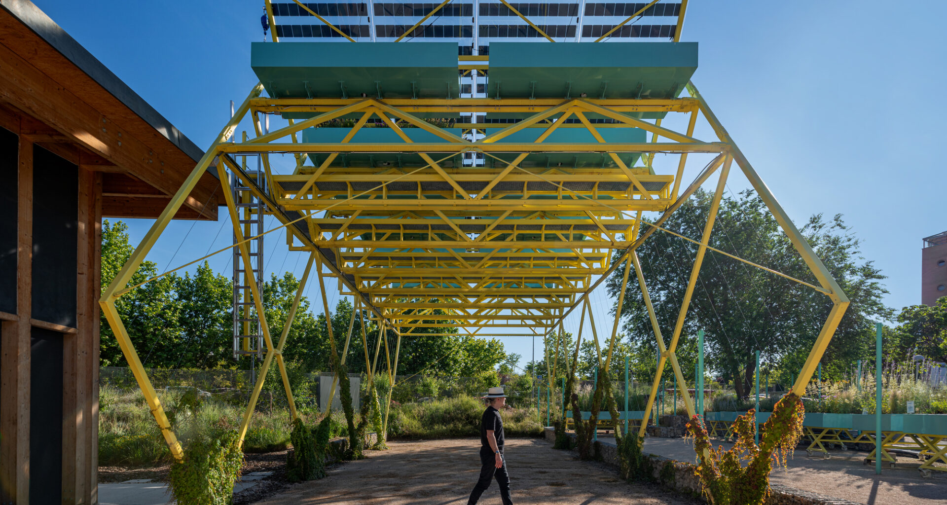 'Circulating' Garden for the Circular Economy Innovation Center (CIEC) / gaSSz arquitectos