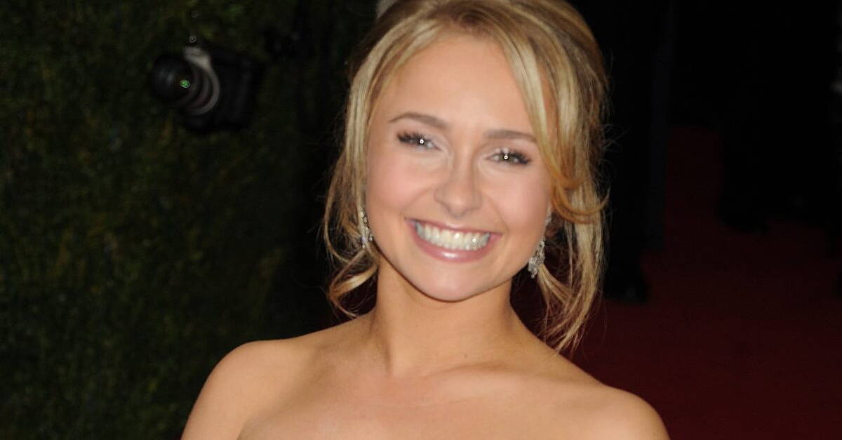 Peta releases Hayden Panettiere dolphin campaign filmed weeks before death