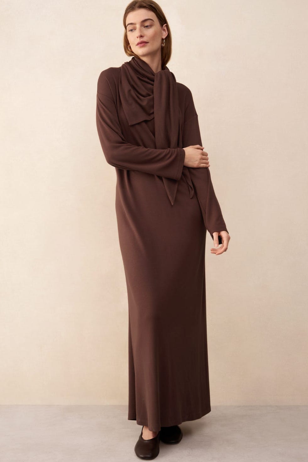 Long Sleeve Relaxed Maxi Dress With Scarf Accessory