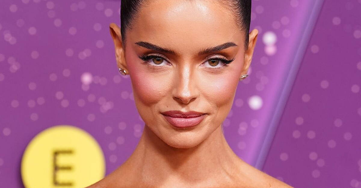 She’ll have to buy a hat – Maura Higgins to host Disney+ reboot of Blind Date