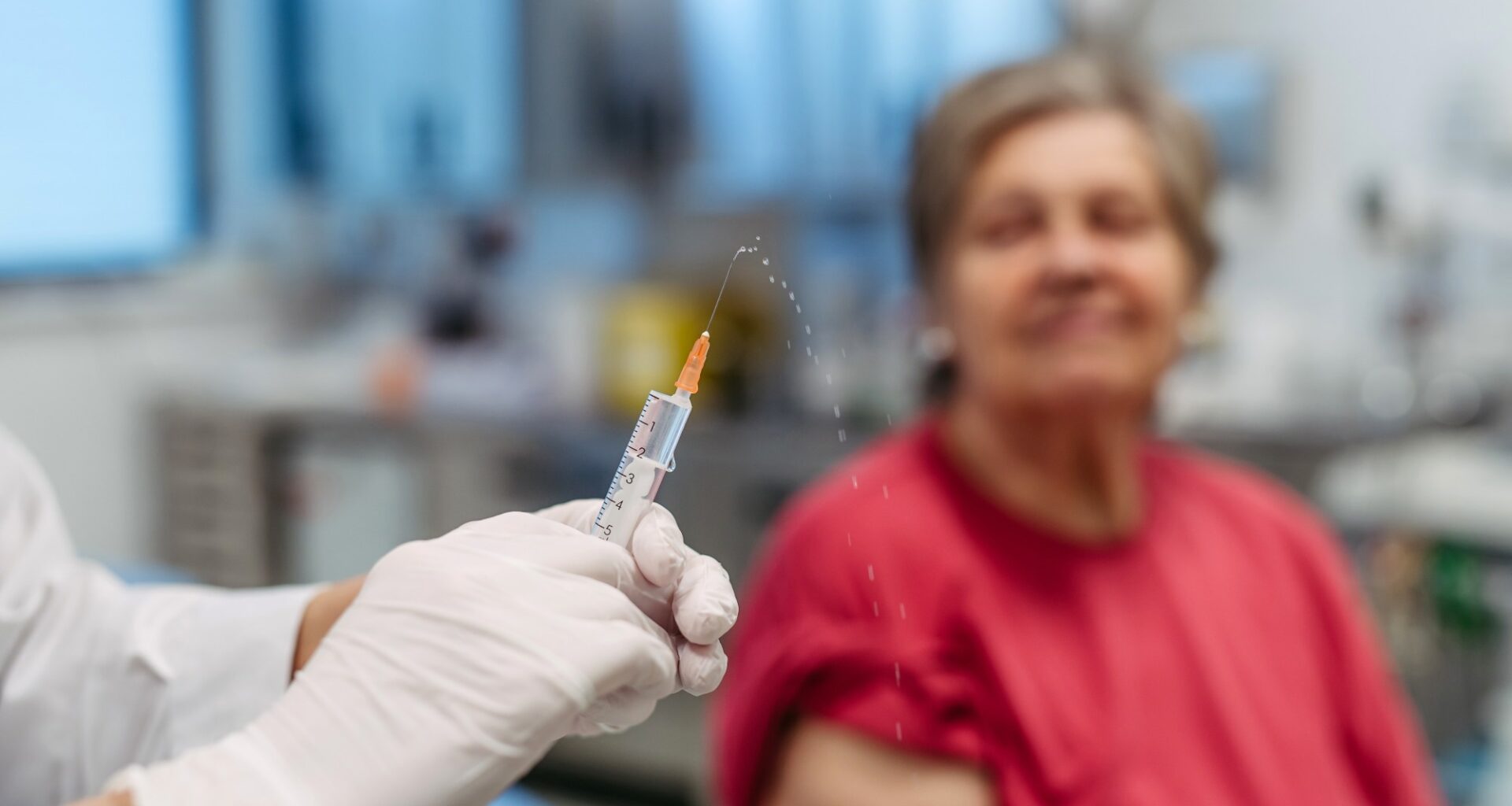 Study: Recombinant shingles vaccination and the risk of cardiovascular events. Image Credit: Halfpoint / Shutterstock