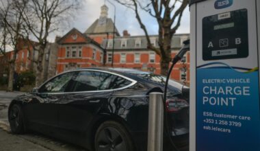 One charging point for every 30 EVs in Ireland