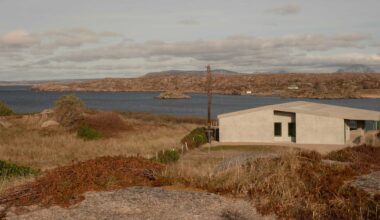 Recreating the ideal summer house on Cruit Island – The Irish Times
