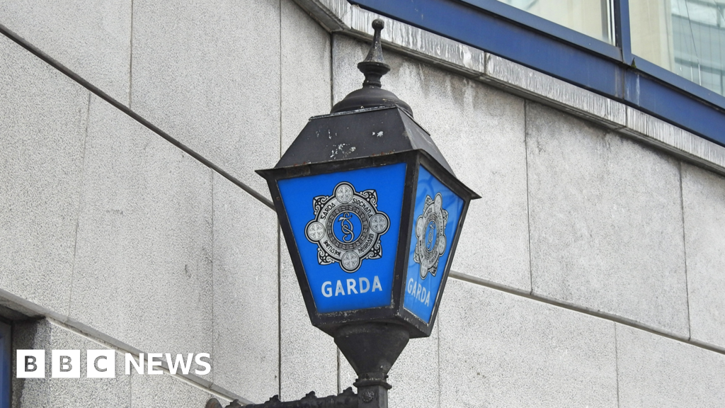 Two charged after €2.3 million worth of drugs seized in Dublin - BBC