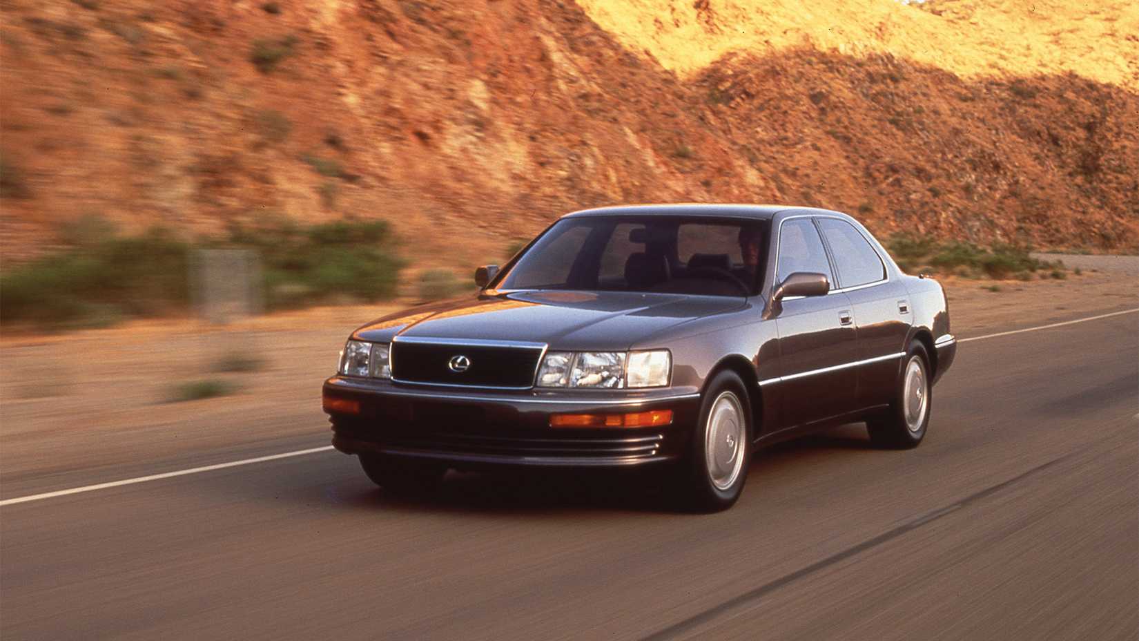1990 Lexus LS 400