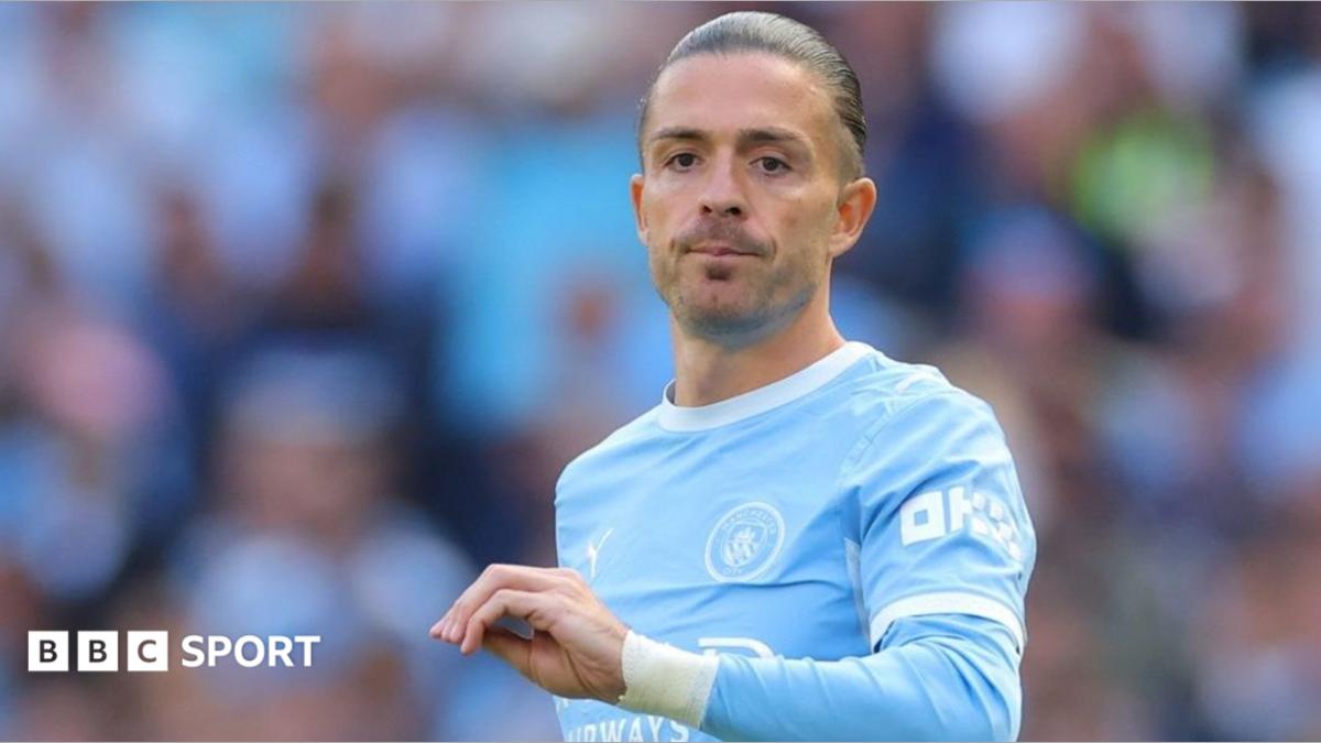 Jack Grealish playing for Manchester City