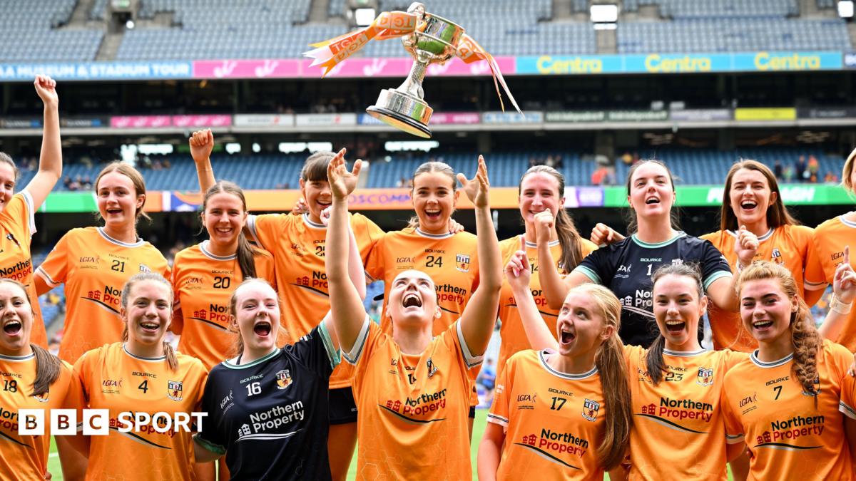 Antrim celebrate winning the Junior All-Ireland title