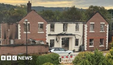 People who fled Stourbridge fires start to return home - bbc.com
