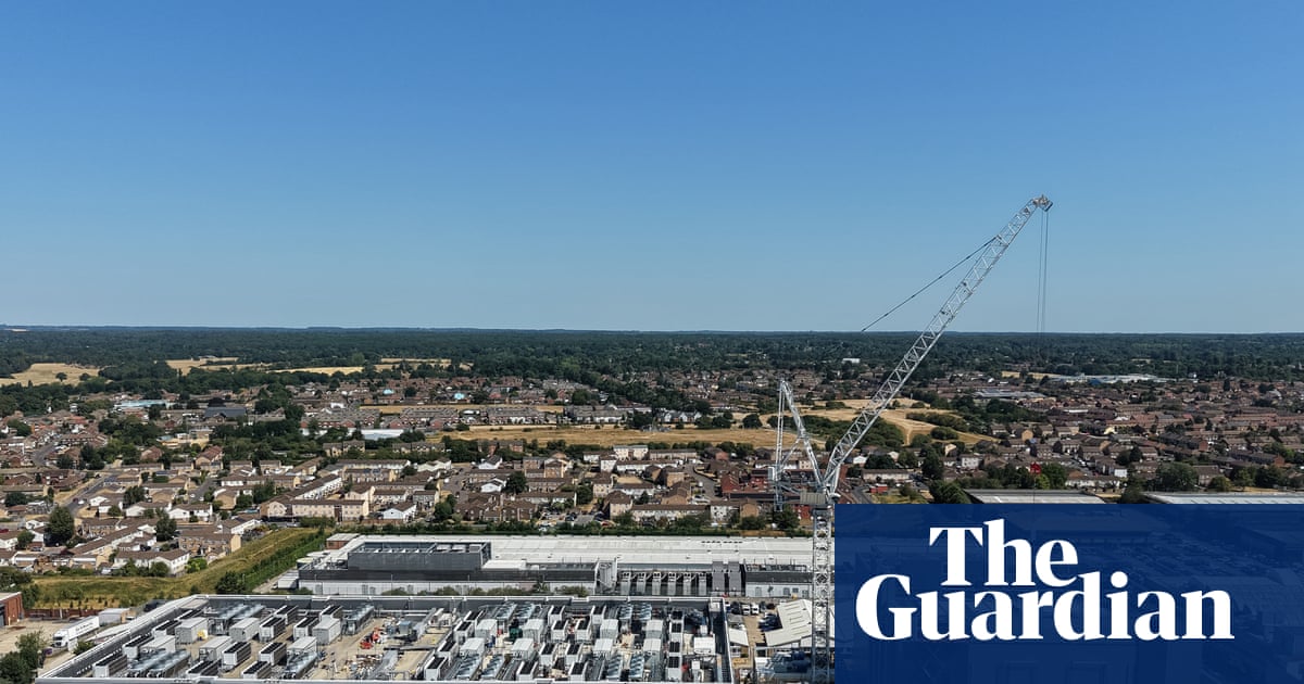 Labour rejects Zack Polanski’s call to ‘slam brakes’ on building AI datacentres | Datacentres - UK