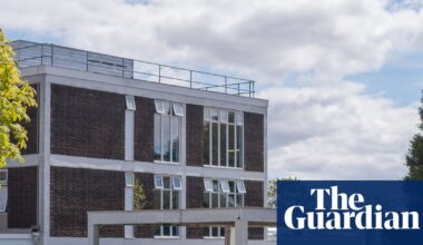 Doctors at remote Devon hospital get ‘crash course’ after maternity unit shut | Devon