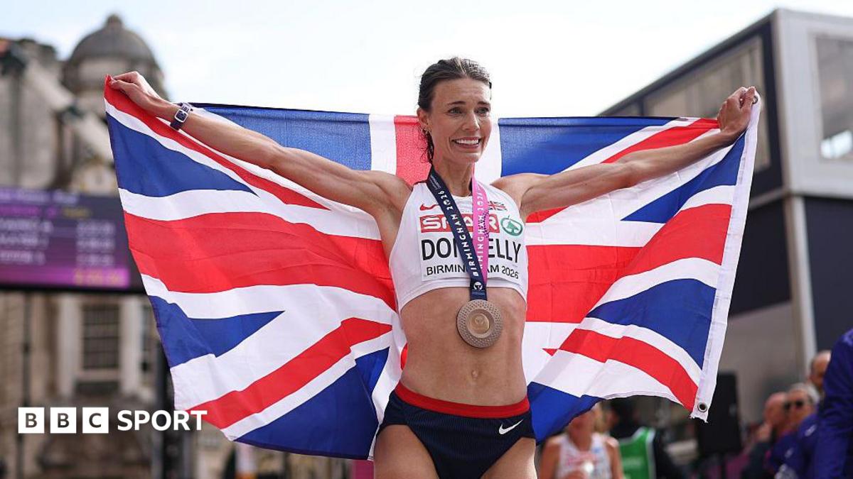 Great Britain's women's 4x100m team celebrate winning European gold