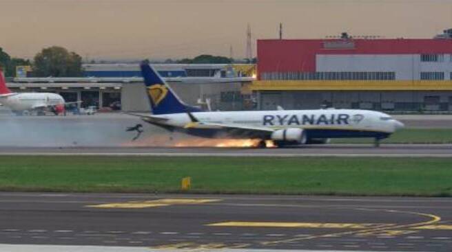 Ryanair plane suffers four tyre blowouts after anti-skid system disabled, investigation finds. Picture: Investigation report