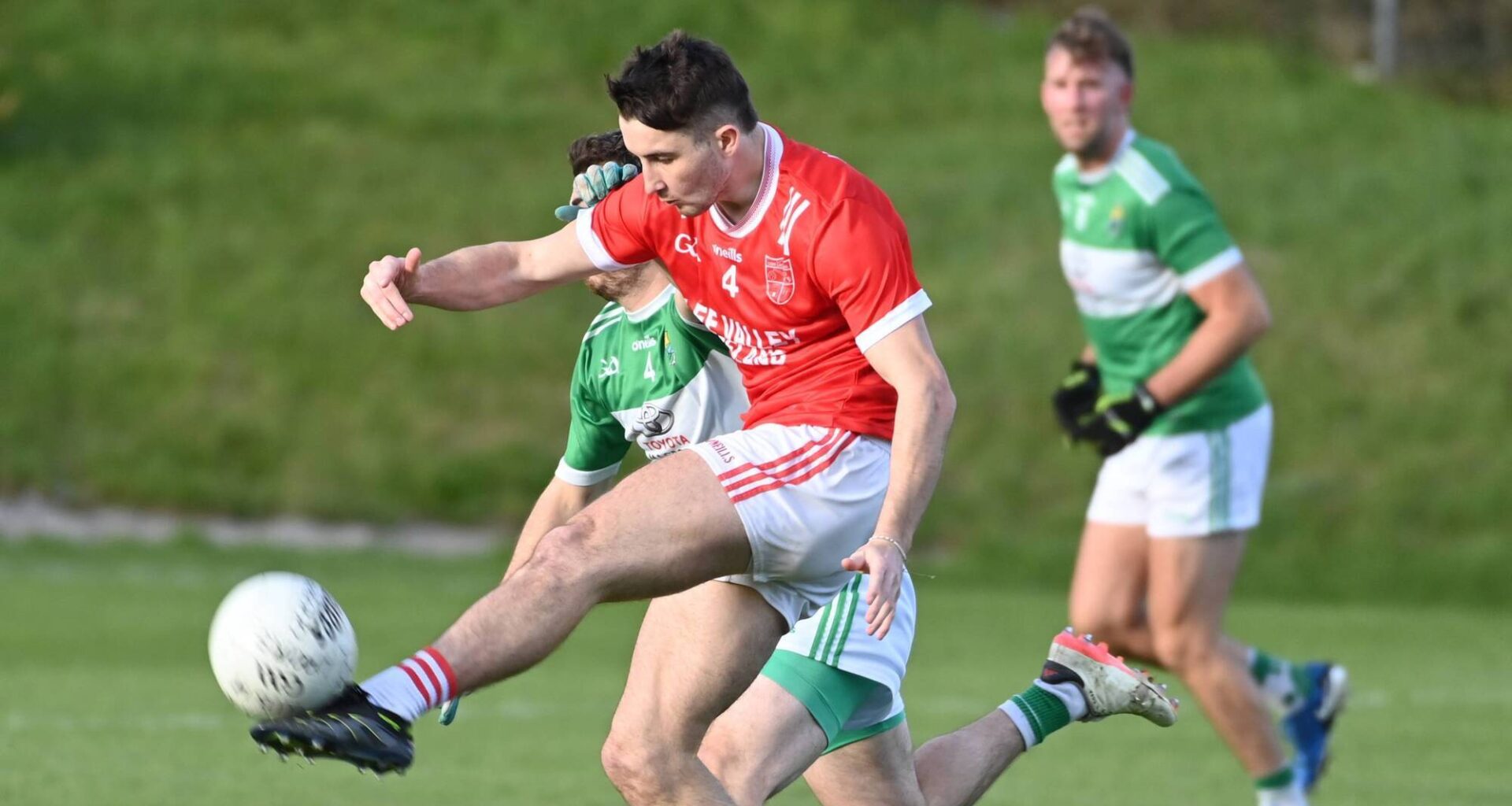 Cork football star Chris Óg Jones fires 1-8 as Uibh Laoire power on against Bantry