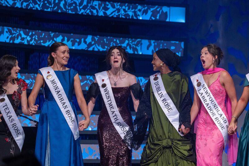 There wasn't a dry eye in the house as her fellow Roses joined hands with Westmeath Rose Caoilfhinn Ní Choiligh after she was names Rose of Tralee 2026. Picture: Domnick Walsh
