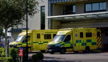 CUH boss says hospital is 'unsafe' as over 1,000 roles vacant