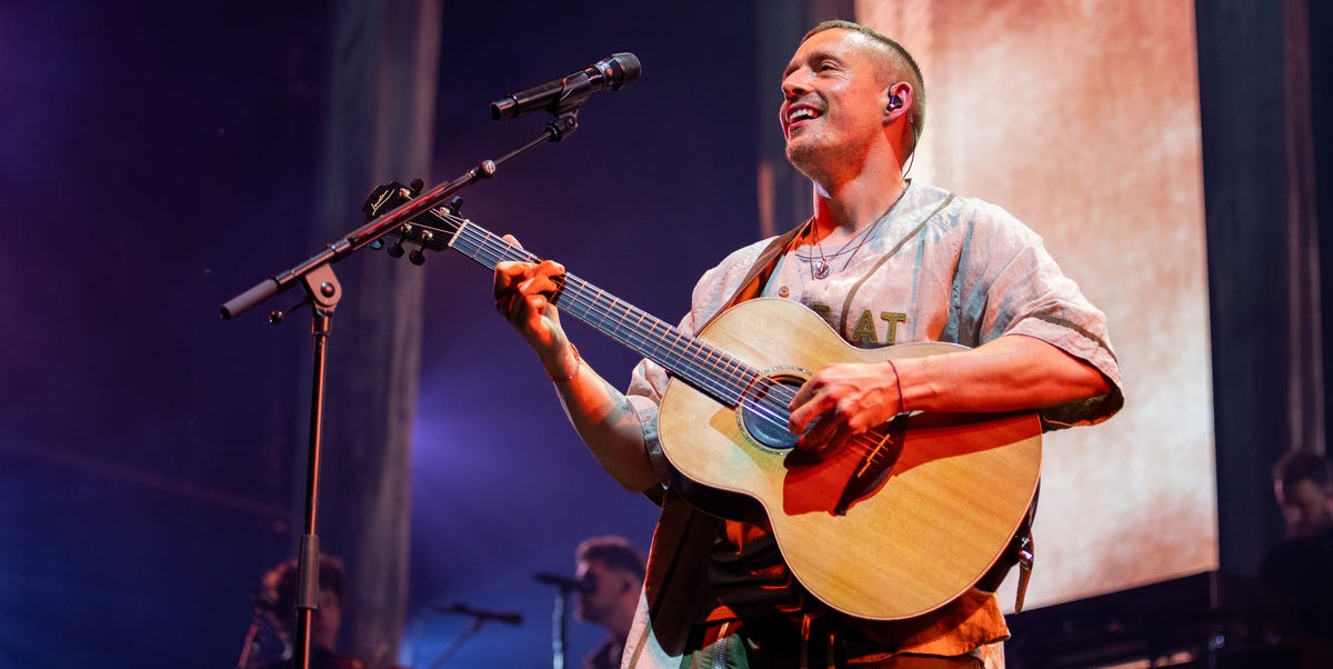 Dermot Kennedy Quit Heavy Lifting to Get Fitter and Lighter – Here's How He Trains Now