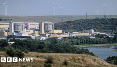 Romania shuts only nuclear plant as heat causes drop in Danube River level - BBC