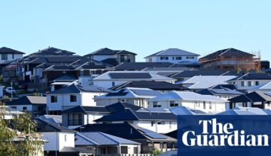 Australia’s falling house prices have a silver lining for mortgage holders. Here’s why | Housing