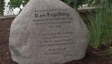 ‘It was always writing, it was music, it was creative energy all the time’ for Peoria music legend Dan Fogelberg