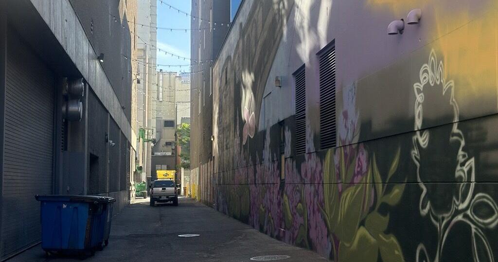 Large-scale mural transforms downtown Spokane alley into public art | Entertainment