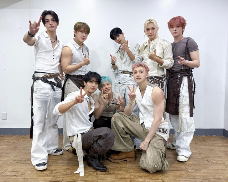 K-pop boy group Stray Kids / Captured from Stray Kids' X