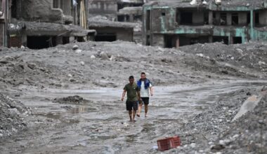 Death toll from Nepal-Tibet floods reaches 781, with more than 3,000 still missing – The Irish Times