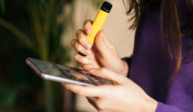 Cannabinoids linked to psychosis found in vapes sold in Ireland – The Irish Times