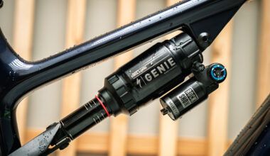 First Ride | Specialized Genie in a RockShox Super Deluxe can