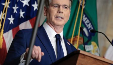 AI hyperscalers issuing a flood of bonds are 'reverse crowding out' the Treasury as US debt soars