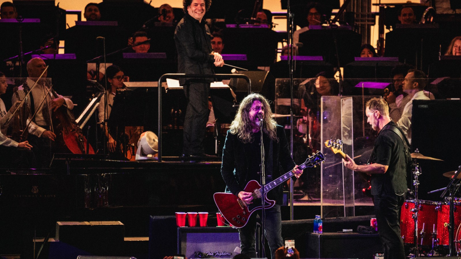 Foo Fighters Perform Gustavo Dudamel's Penultimate Show at the Bowl