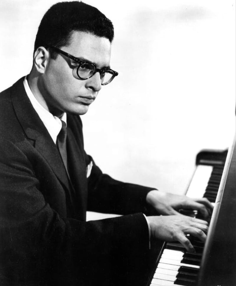 Leon Fleisher playing at the Seattle Symphony Orchestra in 1963 before losing the use of his right hand