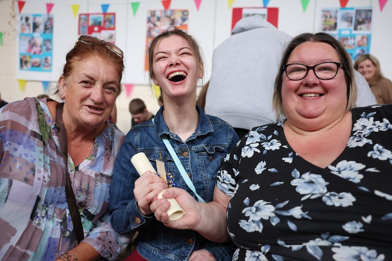 Amy Bracken (18) with her mother Cheryl Bracken (right) and neighbour Elaine Hewitt