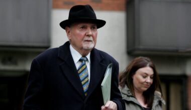 Death of Michael Fingleton closes door on dark era for Irish banking – The Irish Times