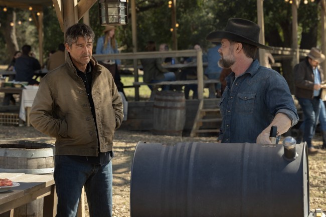 Kyle Chandler and Garret Dillahunt in 'Lanterns' Episode 1, 'Pilot'