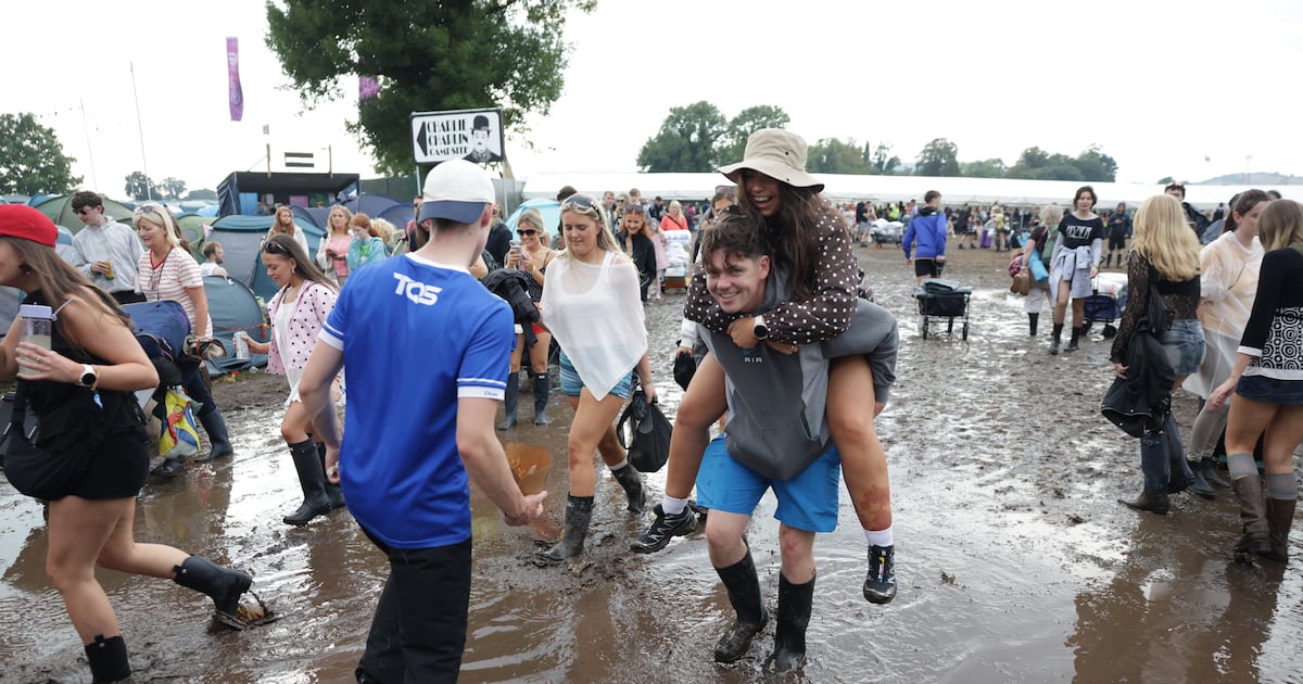 Bulldozers sweep across Electric Picnic site as mammoth clean-up operation begins – The Irish Times