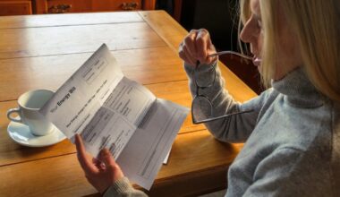 ‘Distress’ for elderly couple with big bills as Flogas fails to implement budget plan – The Irish Times