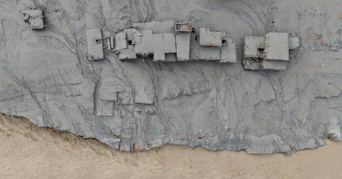 ‘I tried to grab my ‌wife’s ‌hand’: About 1,500 missing after Nepal-Tibet flash floods – The Irish Times