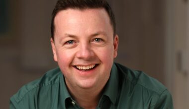 Oliver Callan learns about keening: ‘They’d pull out hair, rip clothes, reveal their breasts’ – The Irish Times