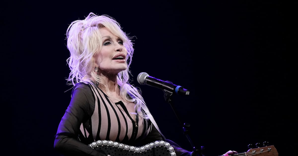 Artists pay tribute to Dolly Parton, with Donald Trump ordering flag to be lowered in US – The Irish Times
