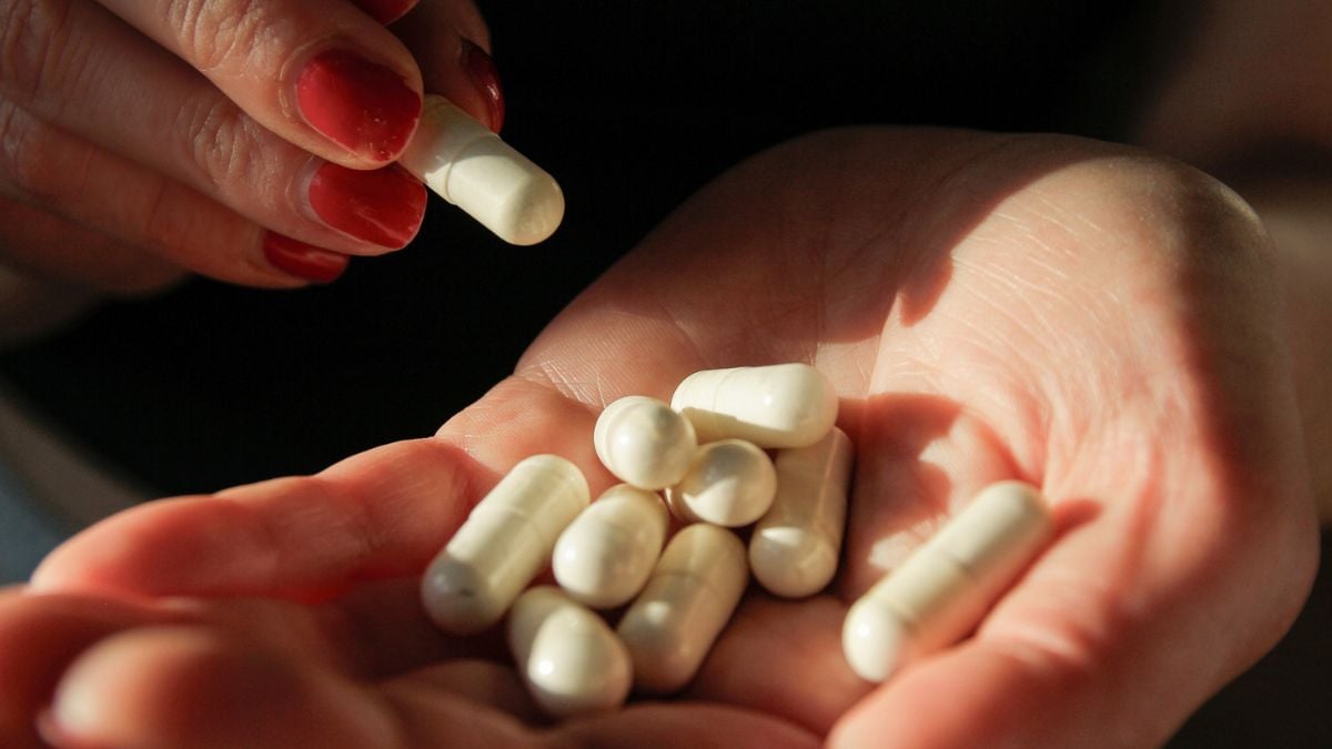 Should We All Be Taking Probiotics Daily? An Expert Weighs in : ScienceAlert
