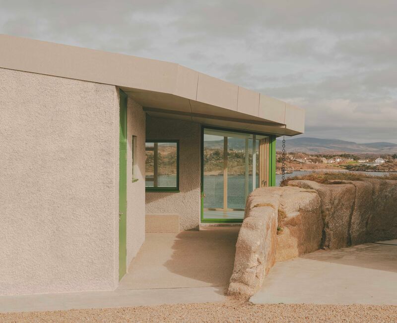 The space between the house and the rock has a certain intimacy in which new ‘external rooms’ are created. Photograph: Peter Molloy