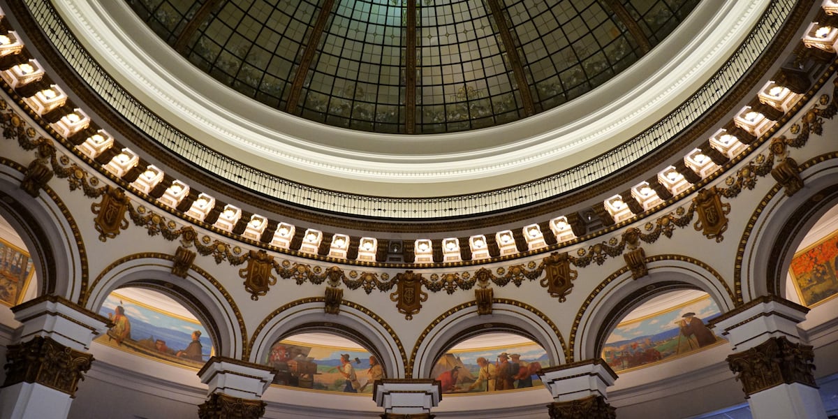 Heinen’s murals in downtown Cleveland rotunda painted by artist who went down with Titanic