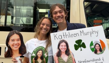 Rose of Tralee 2026: distant diaspora and defeated hopefuls greet competitors in parade – The Irish Times