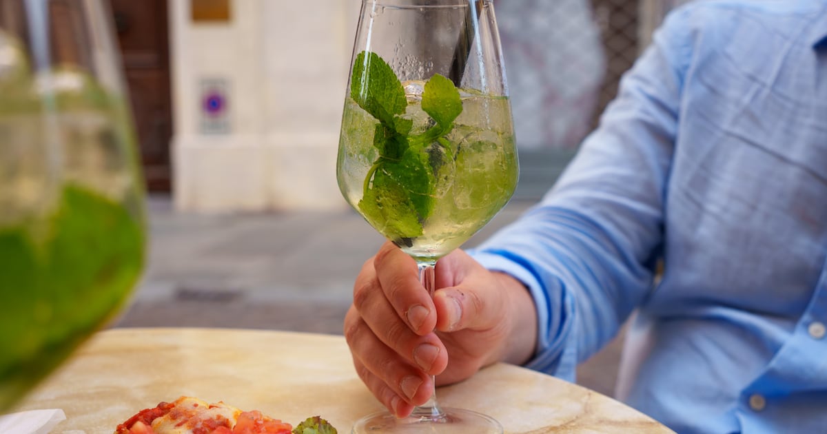 Hugo Spritz is the drink of the summer – here’s how to make one – The Irish Times