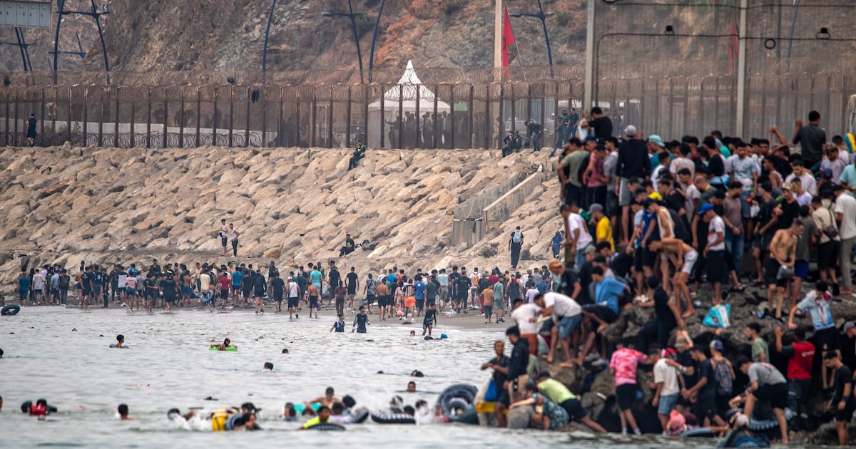 Spanish PM calls for urgent EU meeting after ‘selfish’ responses to Ceuta crisis – The Irish Times