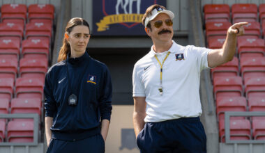 Jason Sudeikis and Tanya Reynolds in Ted Lasso S4